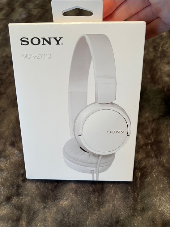 Sony Other - Sony White MDR-ZX110 On-Ear Headphones